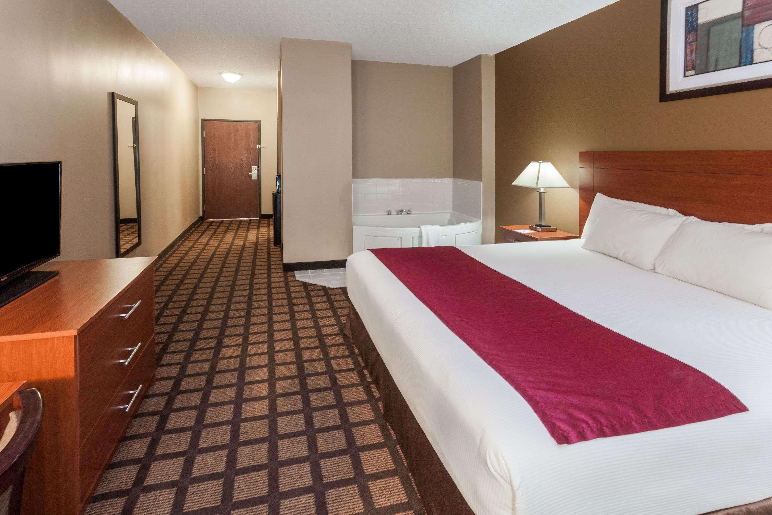 Baymont By Wyndham New Buffalo Kültér fotó